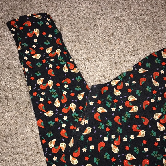 LuLaRoe OS Leggings - Picture 3 of 3